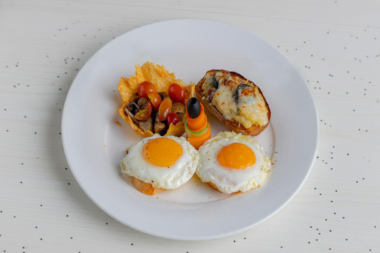 Intercontinental Breakfast